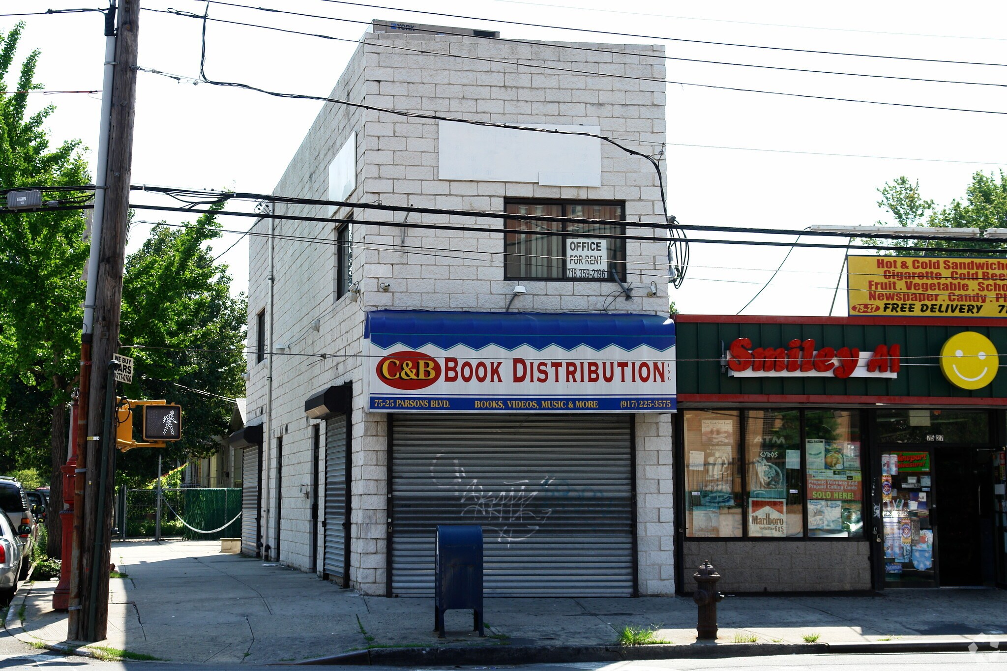7525 Parsons Blvd, Fresh Meadows, NY à louer Photo principale– Image 1 sur 4