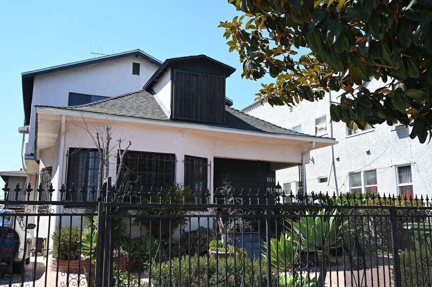 811 N Soto St, Los Angeles, CA à vendre - Photo de l’immeuble – Image 3 sur 8