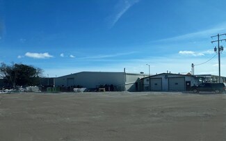 Plus de détails pour 101 E Chestnut St, Chilton, WI - Local d’activités à vendre