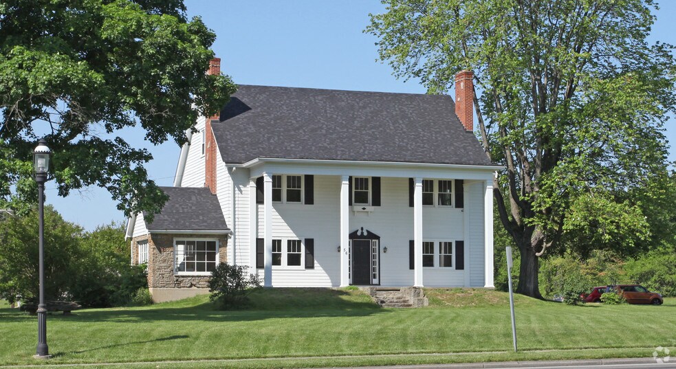 56 W Main St, Amelia, OH à louer - Photo principale – Image 1 sur 2