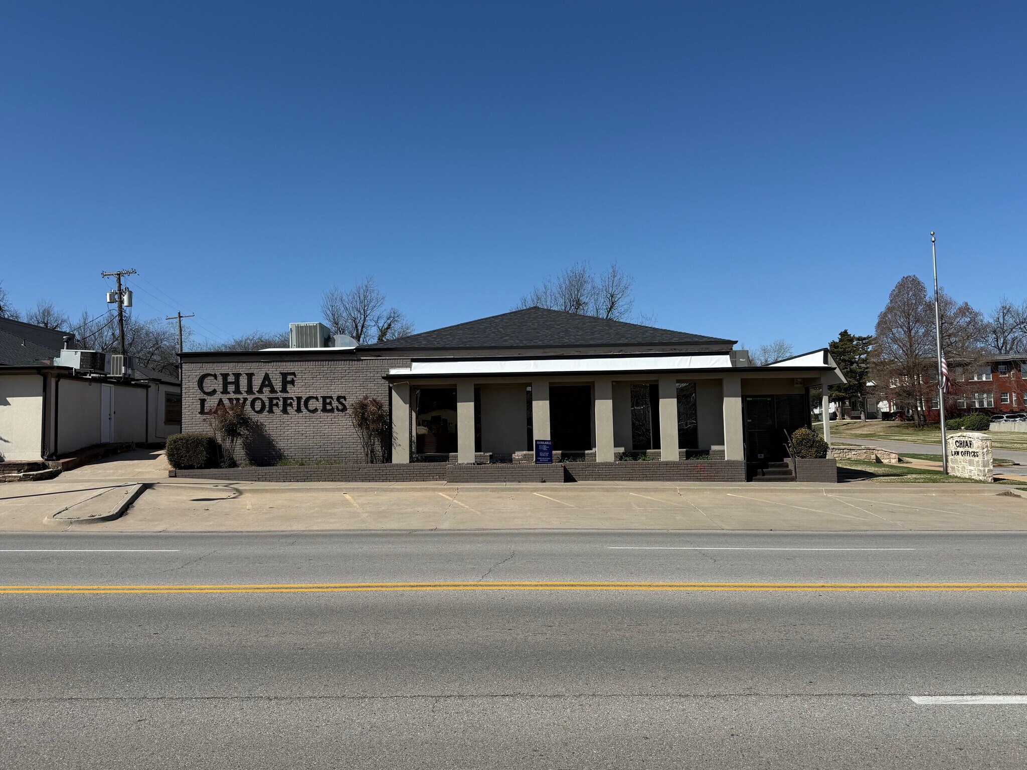 1717 N Broadway Ave, Oklahoma City, OK à vendre Photo principale– Image 1 sur 12
