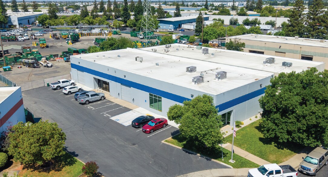 16 Light Sky Ct, Sacramento, CA à vendre Photo de l’immeuble– Image 1 sur 17