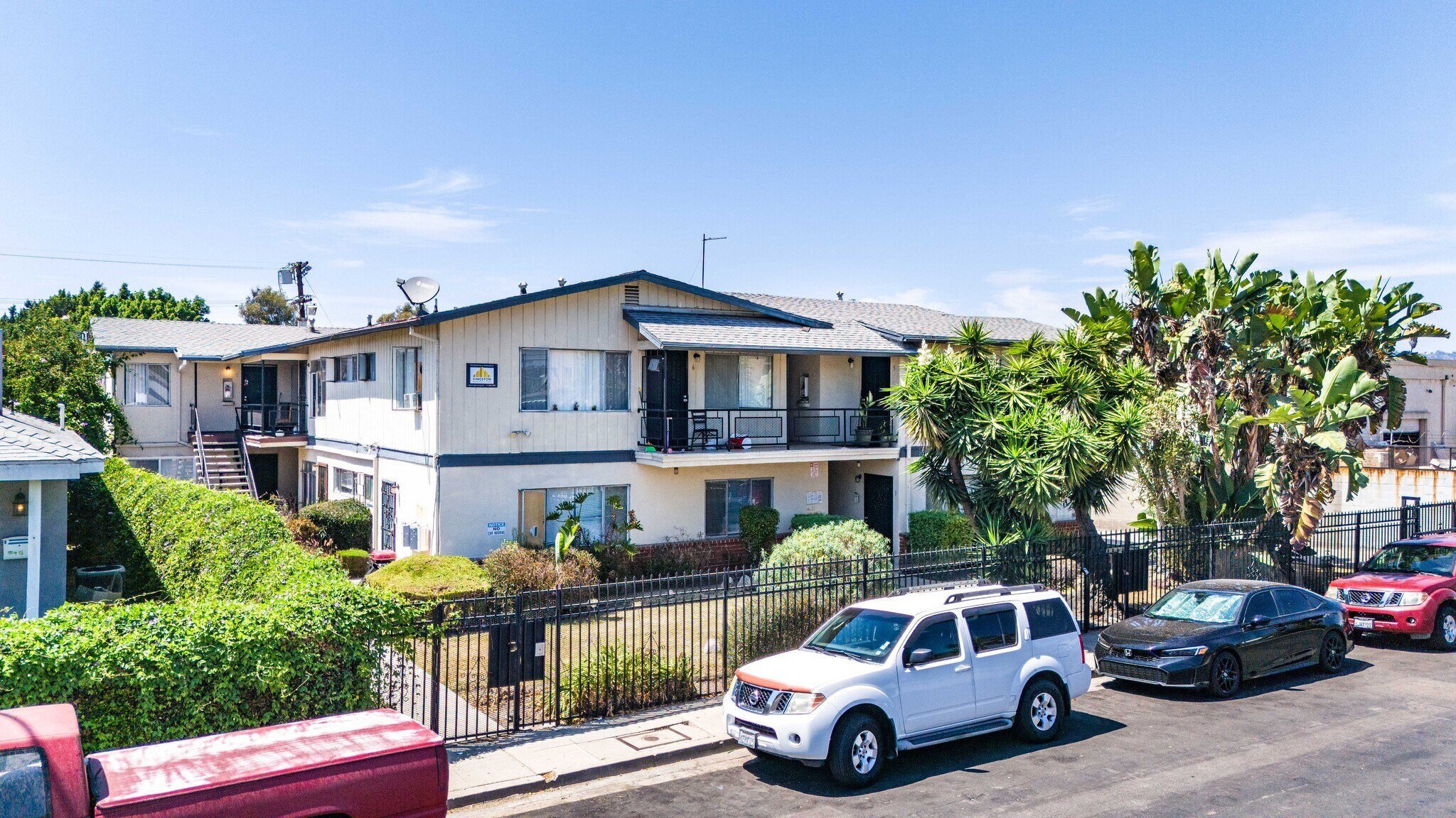 2027 S Ridgeley Dr, Los Angeles, CA à vendre Photo de l’immeuble– Image 1 sur 12