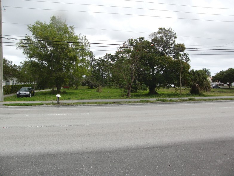 3494 S Jog Rd, Greenacres, FL à vendre - Photo de l’immeuble – Image 1 sur 9