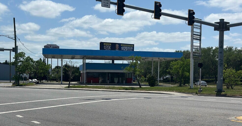 202 Edgewood Ave S, Jacksonville, FL à louer - Photo de l’immeuble – Image 2 sur 5