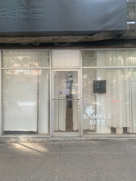 254 E 3rd St, New York, NY à louer - Photo de l’immeuble – Image 1 sur 5