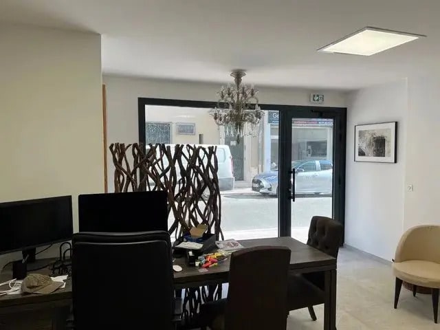 6 Rue Merle, Cannes à vendre - Photo intérieure – Image 2 sur 4