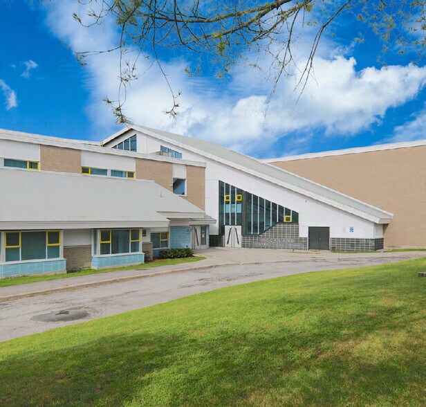 Caron St, Rockland, ON à vendre - Photo de l’immeuble – Image 3 sur 7
