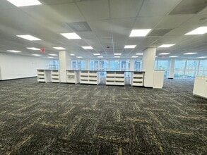 1400 NW 107th Ave, Miami, FL à vendre Photo de l’immeuble– Image 1 sur 17