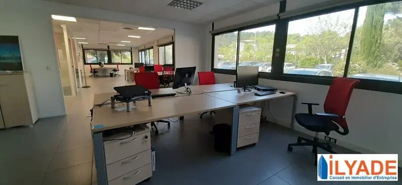 Bureau dans Aix-en-Provence à vendre - Photo de l’immeuble – Image 2 sur 6