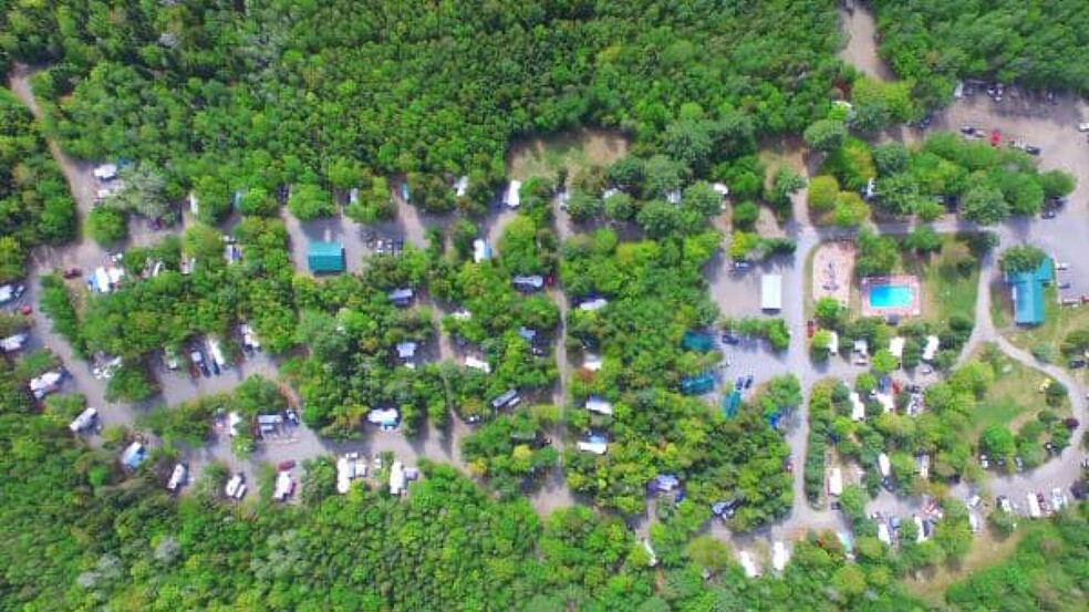 4035 Blue Ridge Rd, North Hudson, NY à vendre - Photo de l’immeuble – Image 2 sur 26