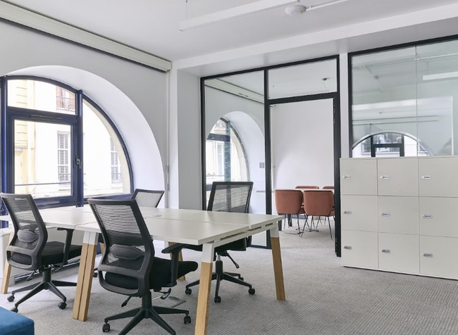 Plus de détails pour 12 Rue De La Bourse, Paris - Coworking à louer