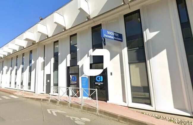 Plus de détails pour Bureau, Local d'activités à louer