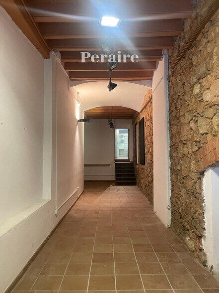 View Photo