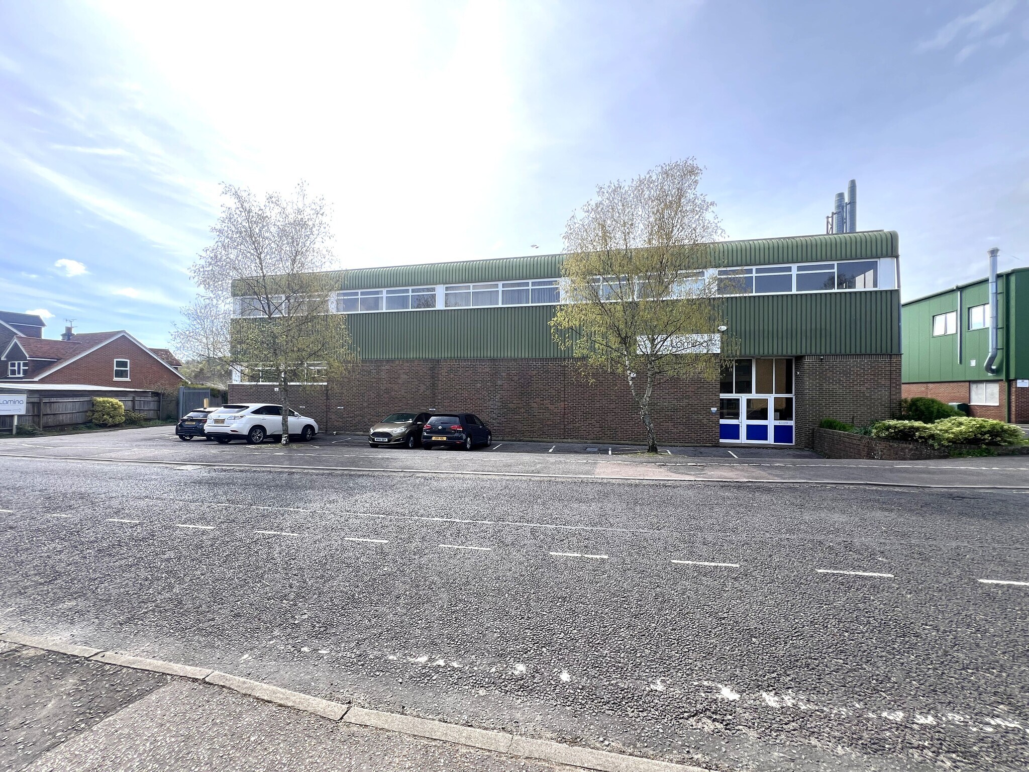 2 Daux Rd, Billingshurst à vendre Photo de l’immeuble– Image 1 sur 9