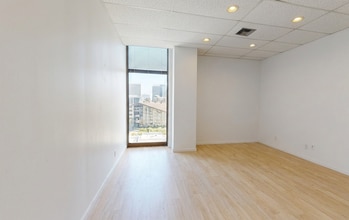 17985 Biscayne Blvd, Miami, FL à louer Photo intérieure– Image 1 sur 3