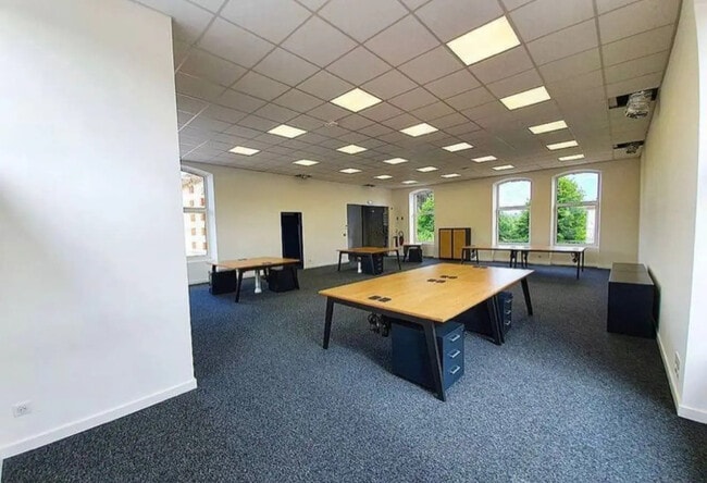 Plus de détails pour Bureau à louer