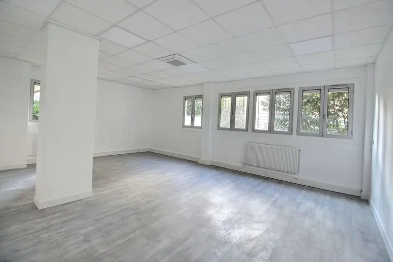 46 Rue Duhesme, Paris à vendre - Photo de l’immeuble – Image 2 sur 16