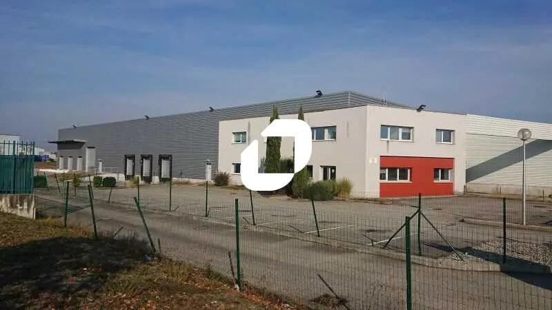 1 Ter Avenue Docteur Schweitzer, Meyzieu à louer Photo de l’immeuble– Image 1 sur 34