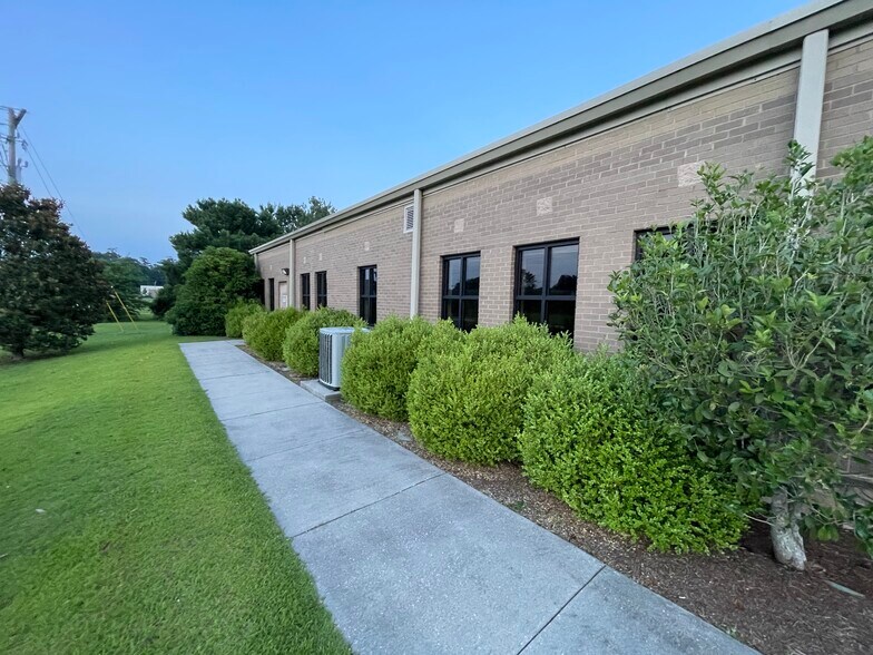 1308 S 4th St, Hartsville, SC à louer - Photo de l’immeuble – Image 2 sur 36