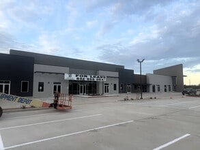 1320 W League City Pky, League City, TX à louer Photo intérieure– Image 2 sur 18