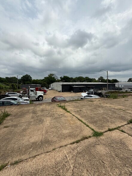 160 W Mallory Ave, Memphis, TN à vendre - Photo de l’immeuble – Image 1 sur 9
