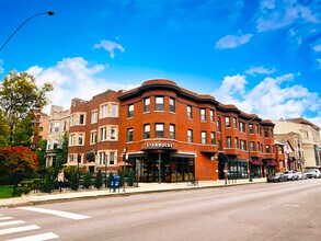 2535-2543 N California Ave, Chicago, IL à louer Photo de l’immeuble– Image 2 sur 2
