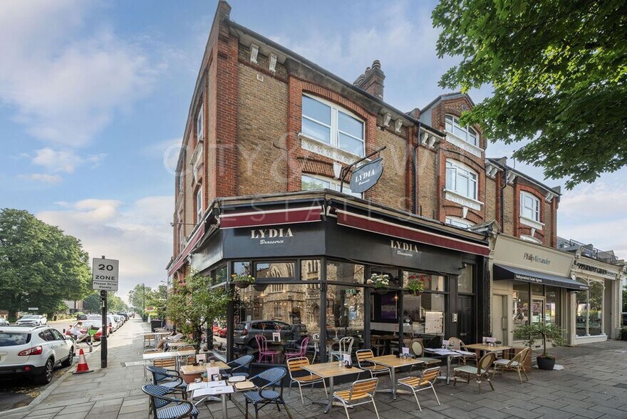 126 Crouch Hl, Londres à vendre - Photo de l’immeuble – Image 1 sur 12
