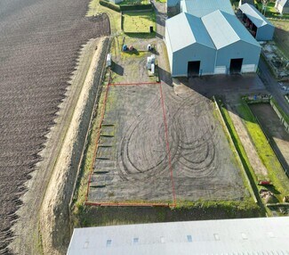 Plus de détails pour Broadleys Farm Cottages, Perth - Industriel/Logistique à louer