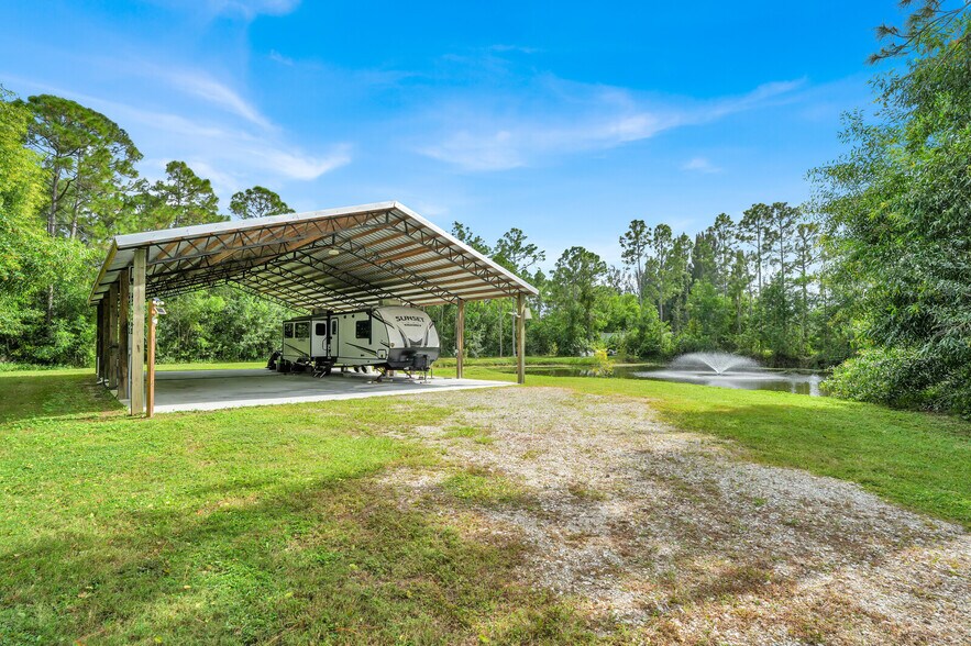 6398 183rd Trl N, Loxahatchee, FL à vendre - Photo de l’immeuble – Image 2 sur 27