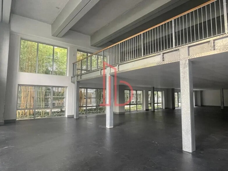 Bureau dans Bègles à vendre - Photo de l’immeuble – Image 3 sur 7