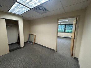 1717 Swede Rd, Blue Bell, PA à louer Photo intérieure– Image 2 sur 5