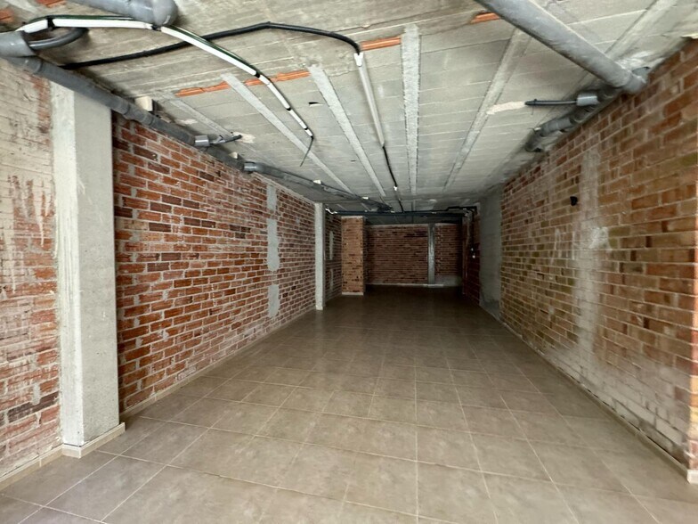 View Photo