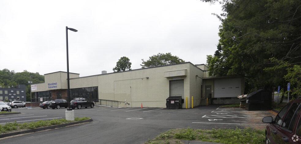 360-362 Main Ave, Norwalk, CT à louer - Photo de l’immeuble – Image 3 sur 4