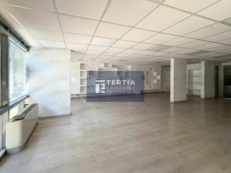 Bureau dans Montpellier à louer - Photo de l’immeuble – Image 2 sur 8