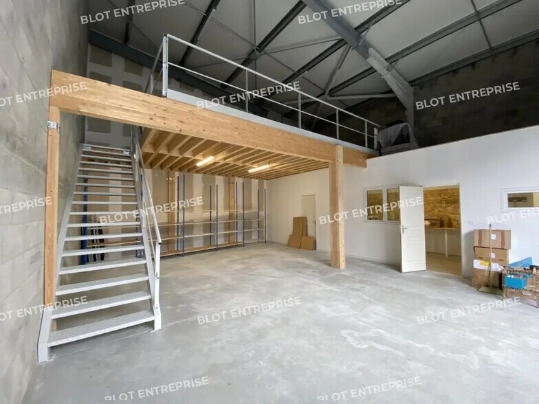 Local d’activités dans La Gouesnière à louer - Photo intérieure – Image 2 sur 10