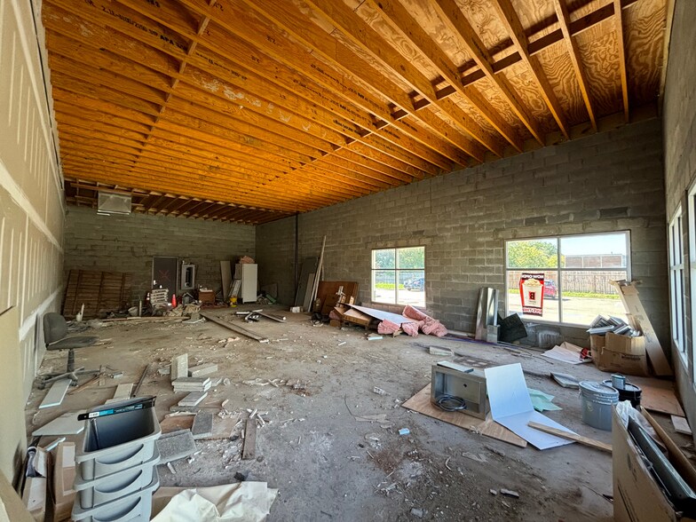 947 Trowbridge Rd, East Lansing, MI à louer - Photo intérieure – Image 3 sur 4