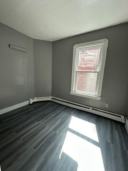 Park St portefeuille de 2 biens à vendre sur LoopNet.fr - Photo de l’immeuble – Image 2 sur 7