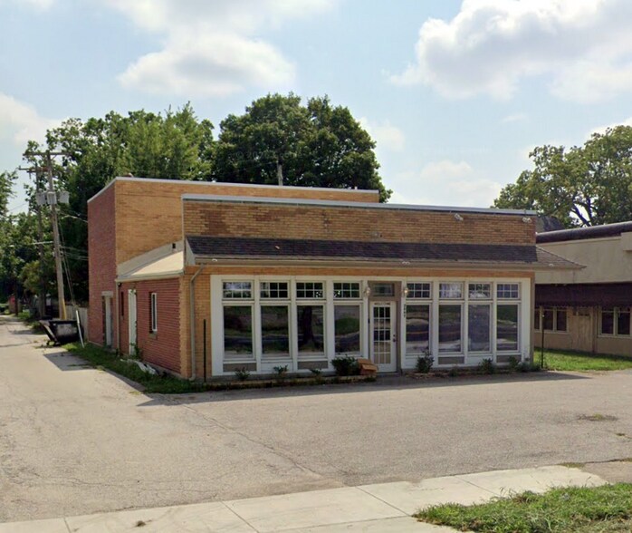 2007 Kossuth St, Lafayette, IN à vendre - Photo principale – Image 1 sur 9