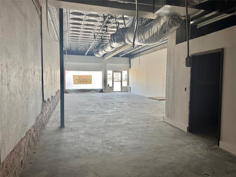 611-613 W Chickasha Ave, Chickasha, OK à louer - Photo de l’immeuble – Image 3 sur 8