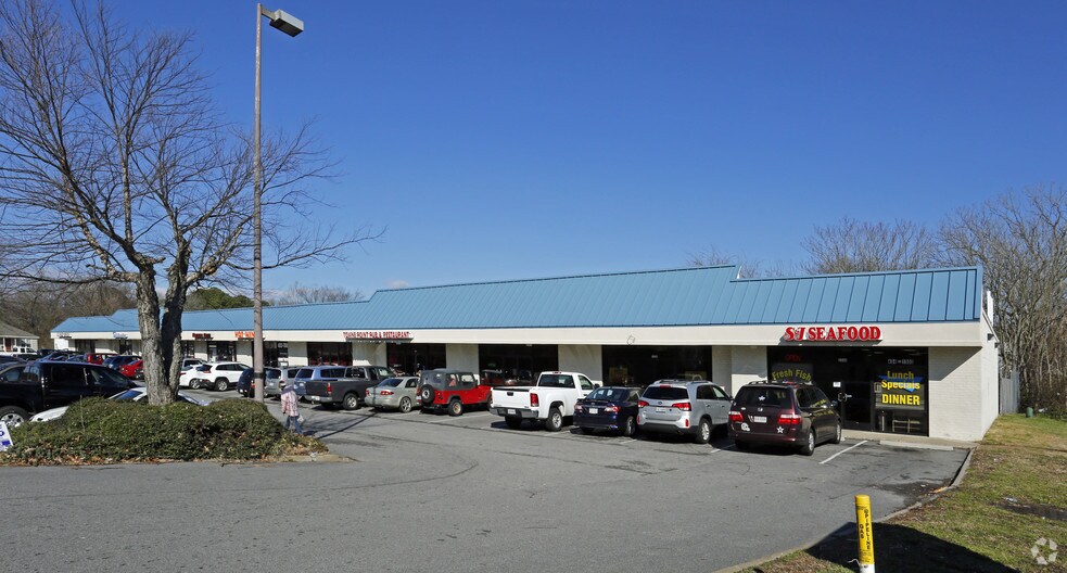 3574-3582 Towne Point Rd, Portsmouth, VA à louer - Photo de l’immeuble – Image 3 sur 3