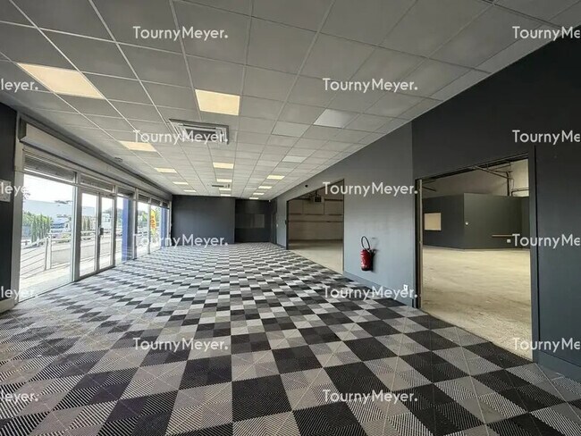 Plus de détails pour 31 Avenue De Larrieu, Toulouse - Local d'activités, Industriel/Logistique à louer