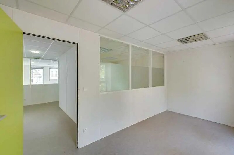 Bureau dans Rouen à louer - Photo de l’immeuble – Image 3 sur 3