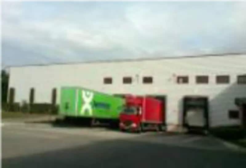 Industriel/Logistique dans Orange à louer - Photo de l’immeuble – Image 2 sur 6