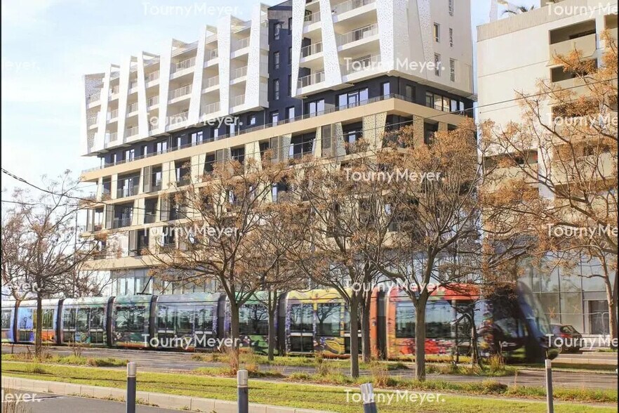 1206 Avenue Raymond Dugrand, Montpellier à louer - Photo de l’immeuble – Image 1 sur 5