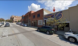 Plus de détails pour 186 Coxe Ave, Asheville, NC - Local commercial à louer