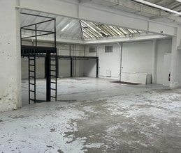7 Rue Pleyel, Paris à louer Photo intérieure– Image 2 sur 2