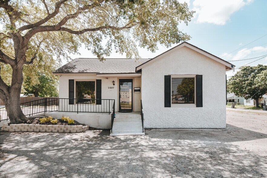 1407 N Wheeler St, Victoria, TX à louer - Photo de l’immeuble – Image 2 sur 35