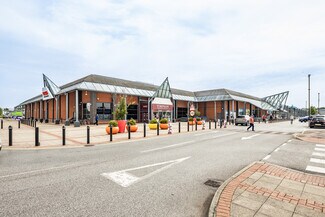 Plus de détails pour Chester Rd, Chester - Coworking à louer