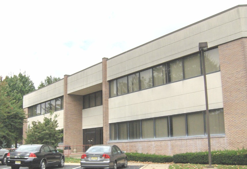 459 Jack Martin Blvd, Brick, NJ à louer - Photo de l’immeuble – Image 2 sur 2